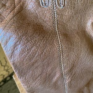 Gently worn Frye tan short calve boot